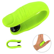 Lade das Bild in den Galerie-Viewer, Finger Joint Hand Massager Wearable Acupressure Massager Headache Relief Tension Relief Relieving Head Pain
